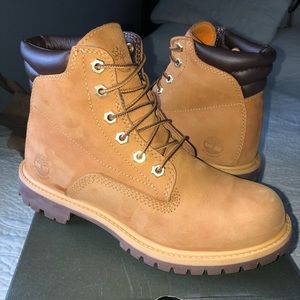 Timberland women’s boots